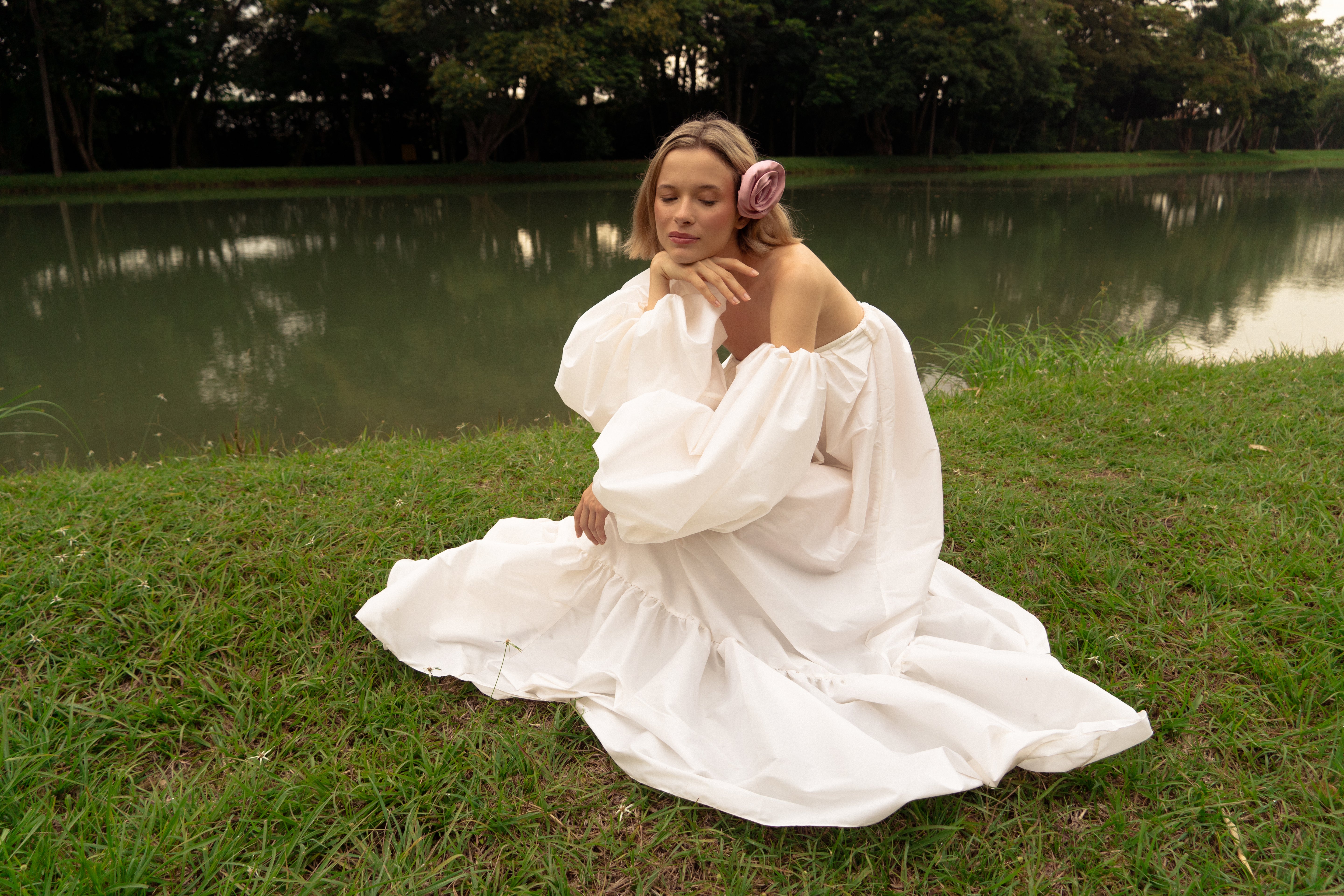 Crema Chantilly Maxi Dress